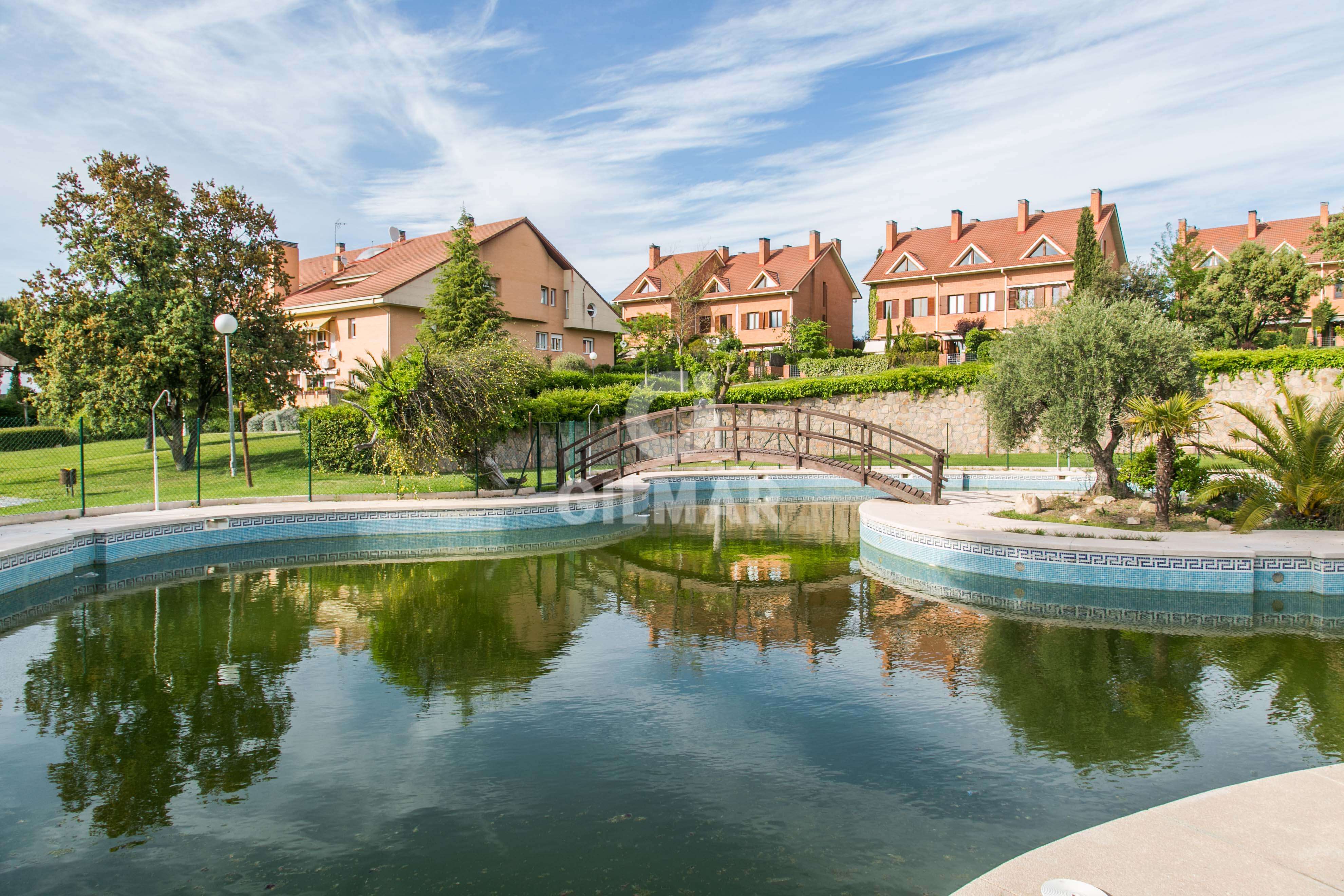 Chalet Adosado En Alquiler En Villaviciosa De Odón Madrid Gilmar